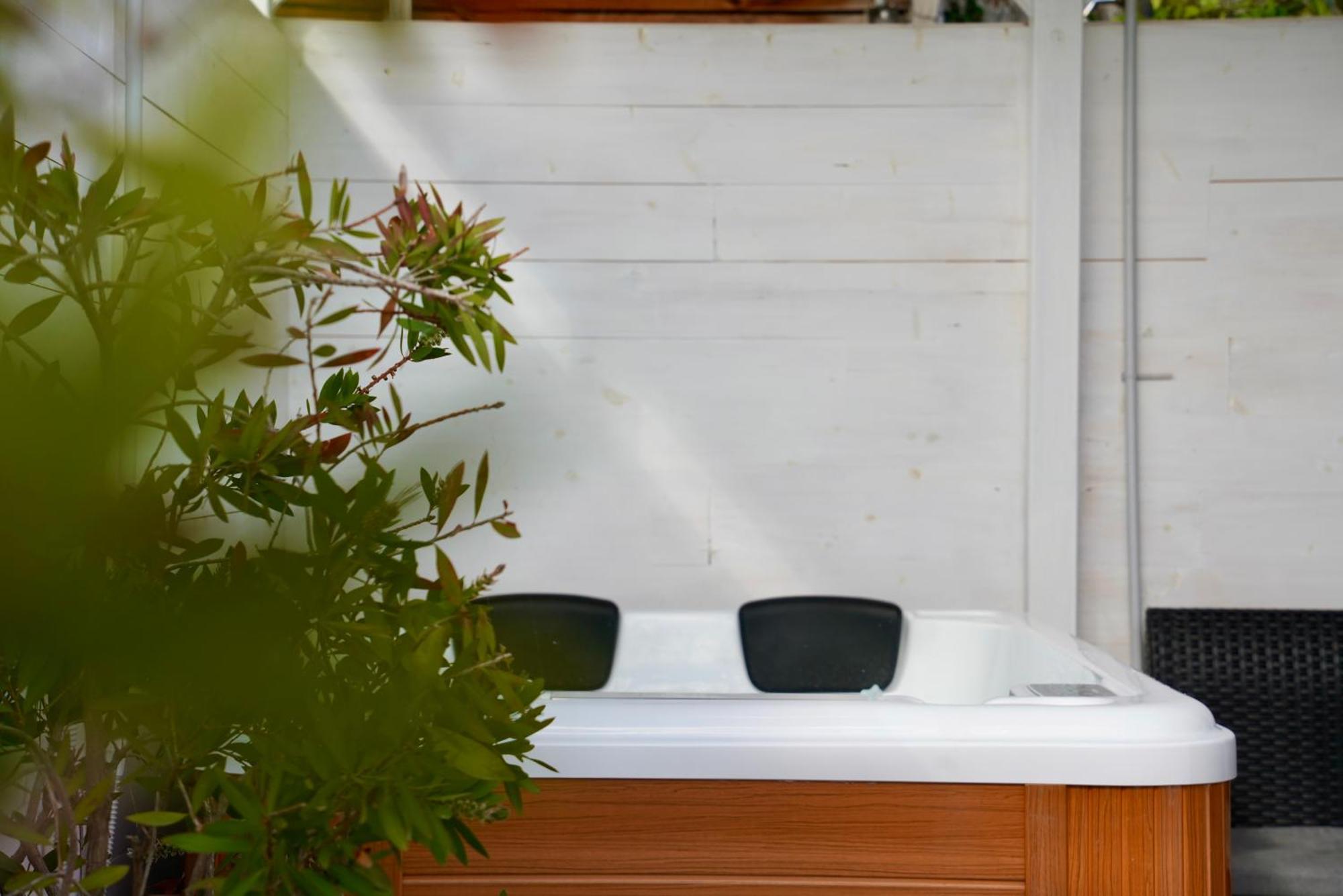 Starsbox Jacuzzi Privata E Piscina Vista Mare Hotel Celle Ligure Exterior photo